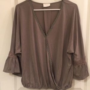 Allie Rose 3/4 sleeve top